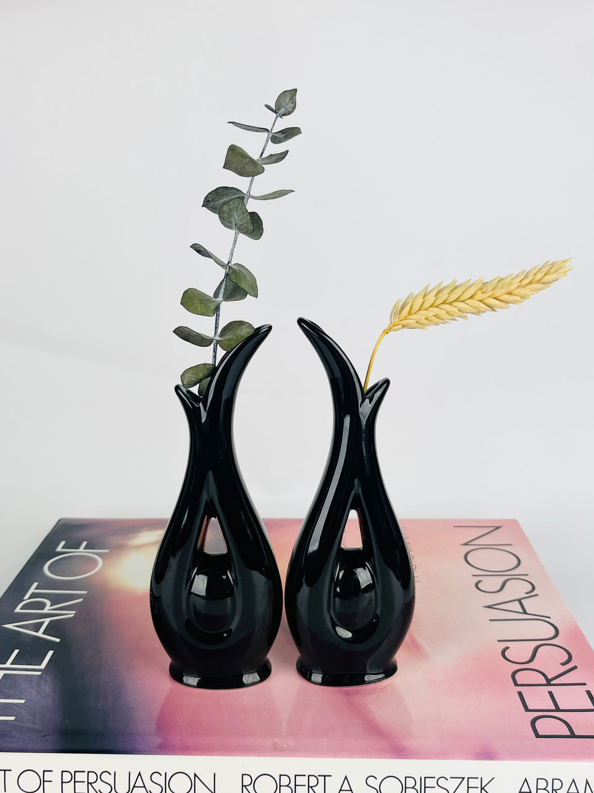 Vintage Porcelain Bud Vase Set, 2pc