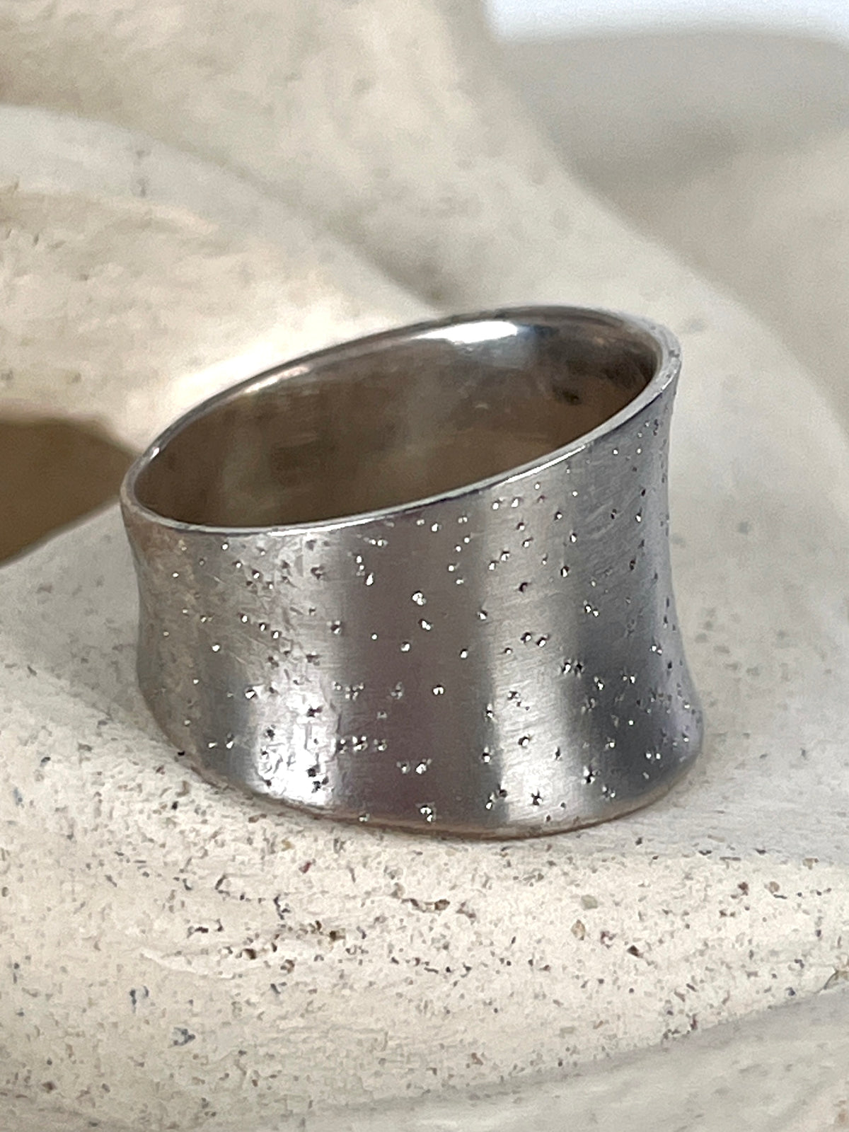 Vintage Sterling Silver Shimmer Ring
