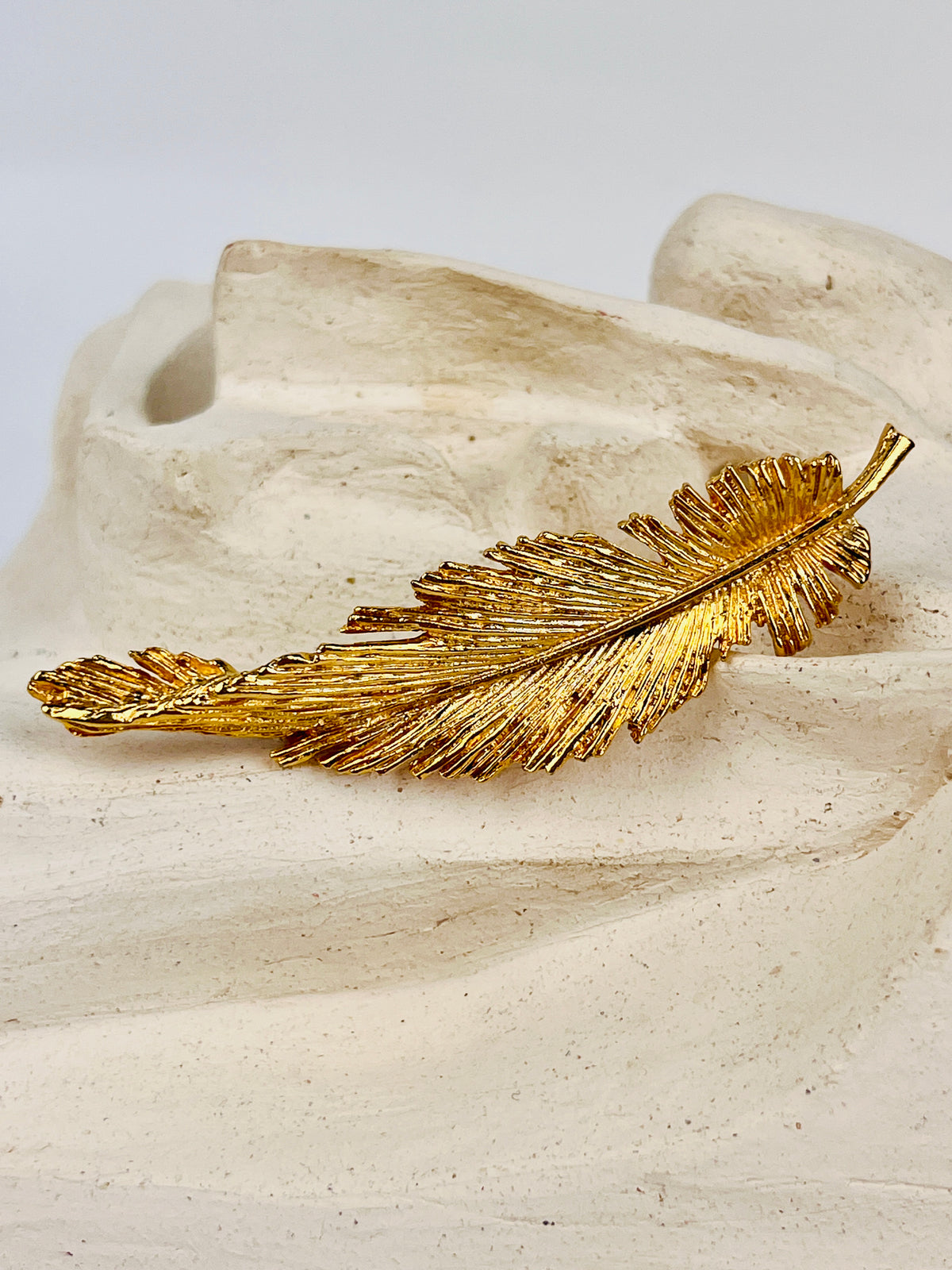 Vintage Gold Tone Feather Brooch