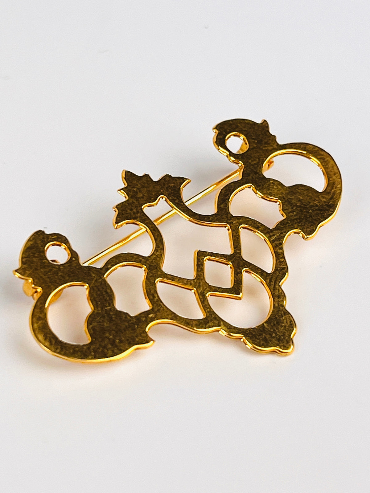 Vintage Gold Tone Filigree Brooch