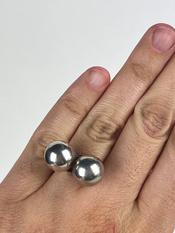 Vintage Modernist Sterling Kisslock Ring