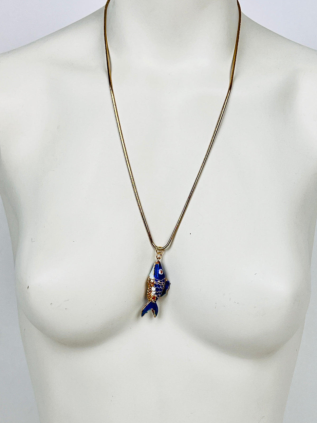 Vintage 1970s Articulated Fish Necklace