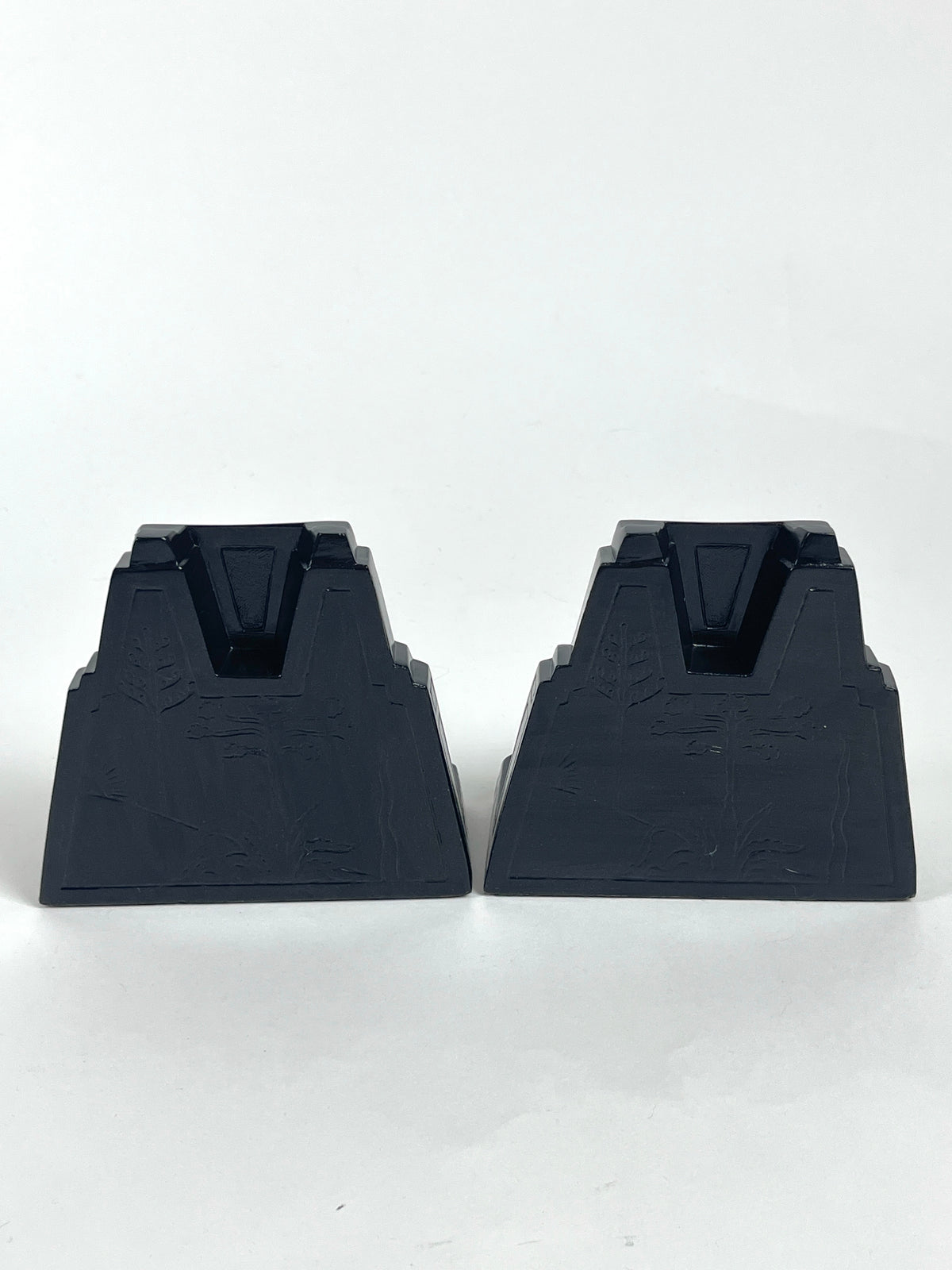 1920s Art Deco Pekingese Dog Bookends