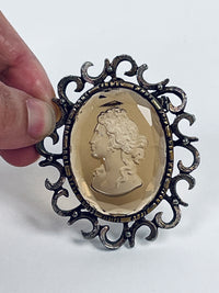 Vintage Glass Cameo Brooch