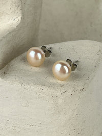 Vintage Freshwater Pearl Earrings