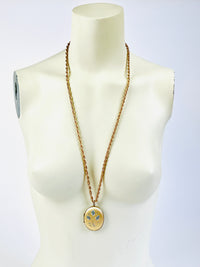 Vintage Gold Tone Floral Engraved Locket