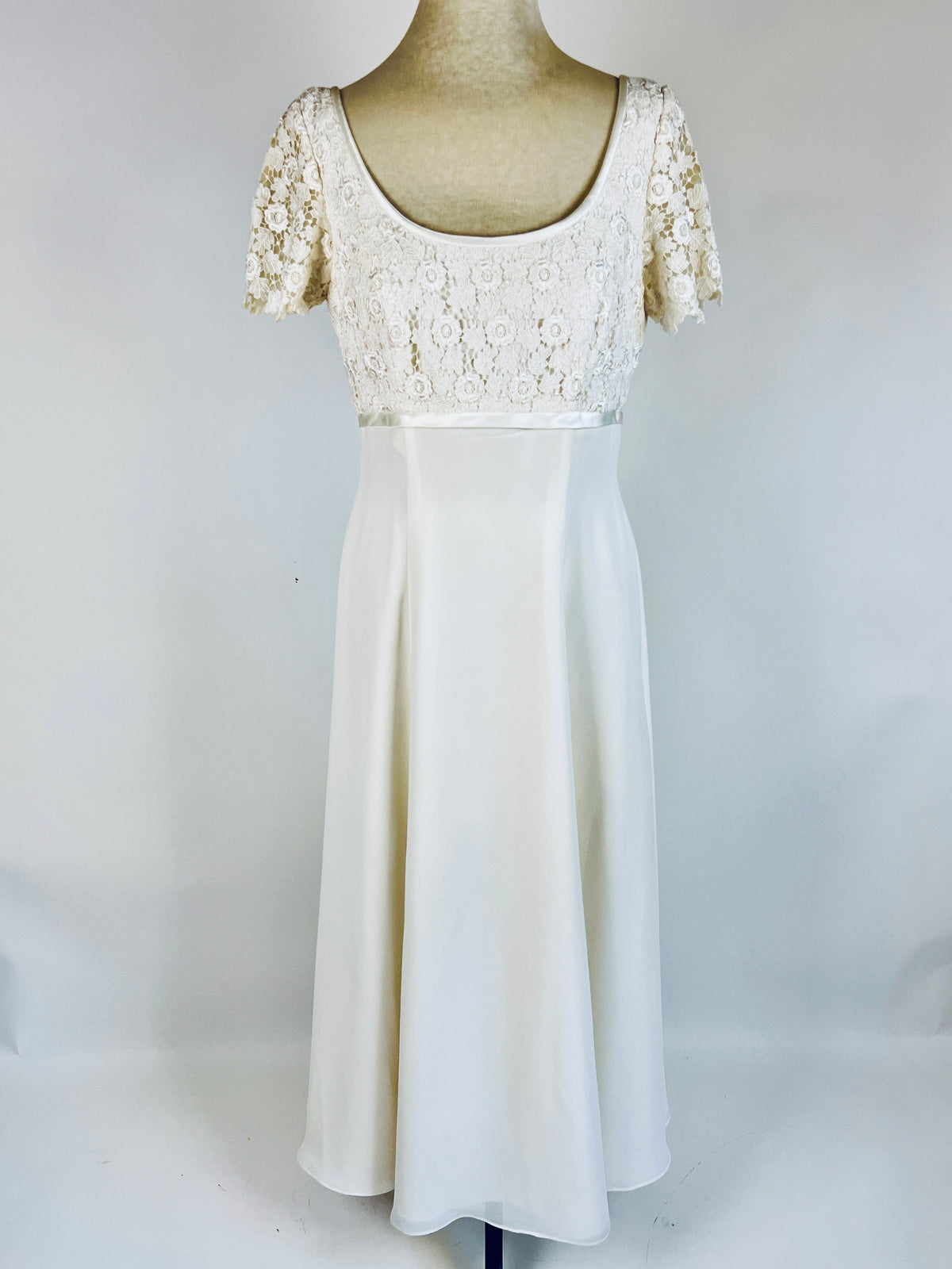 Vintage Wedding Dress with Floral Lace