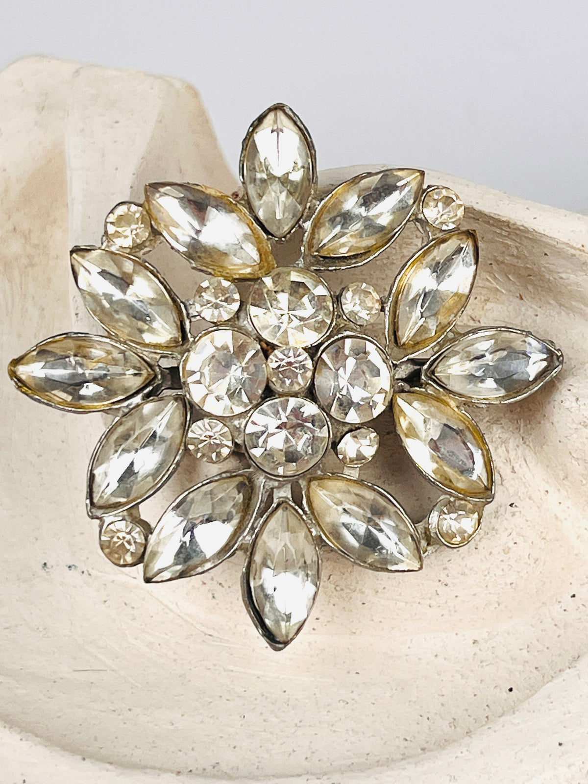 Vintage 1940s Rhinestone Brooch