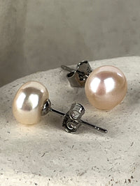 Vintage Freshwater Pearl Earrings