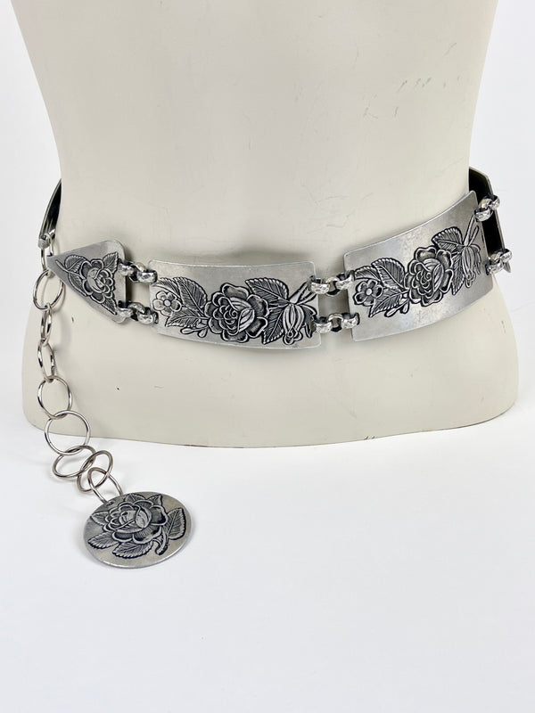 Vintage 1940s Stamped Aluminum Rose Link Belt