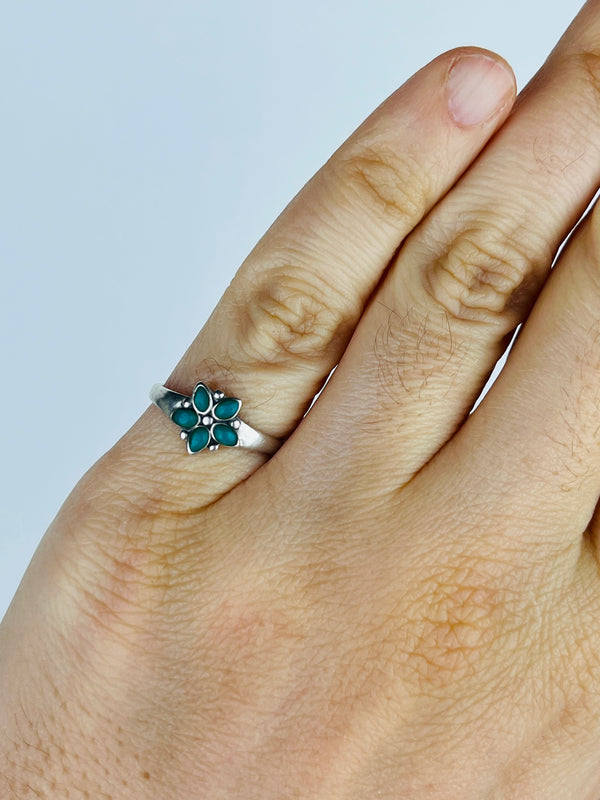 Vintage Sterling Turquoise Flower Ring