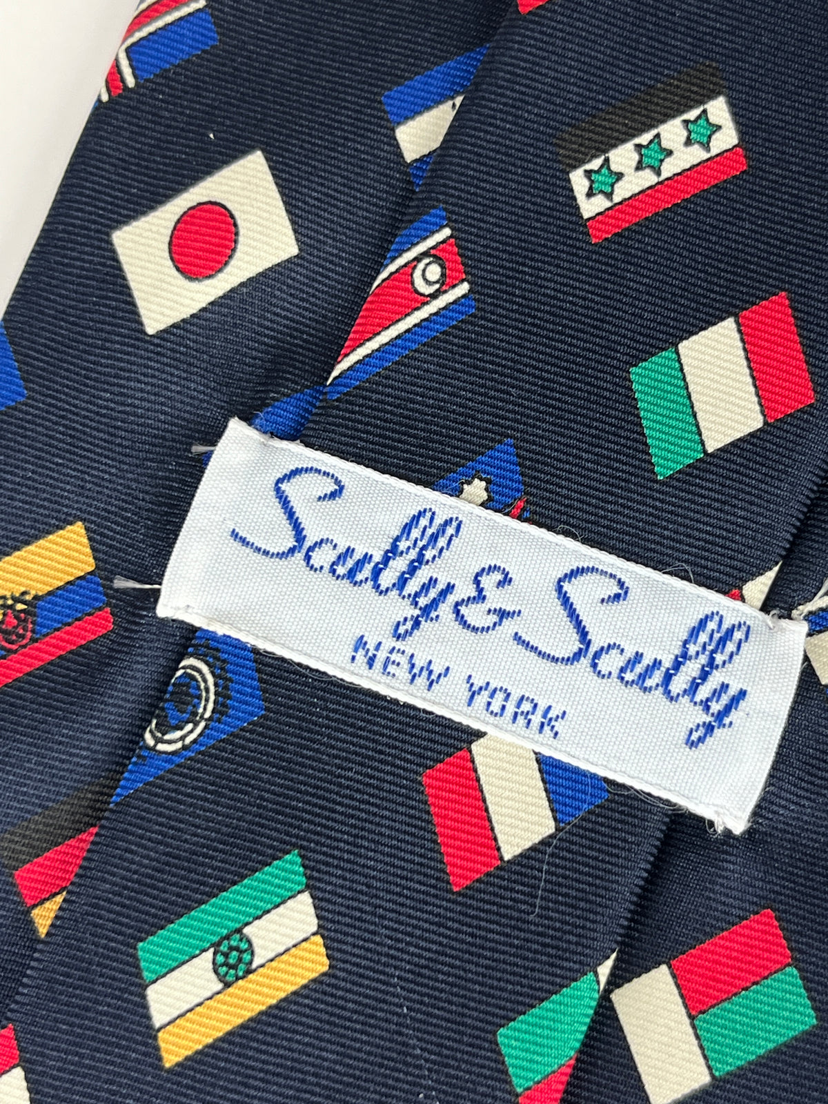 Rare Vintage Scully & Scully Silk Tie