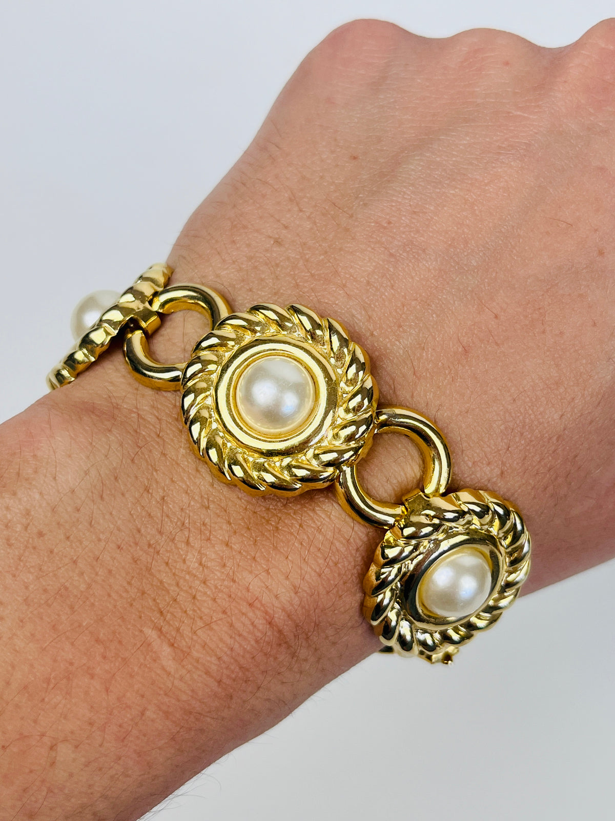 Vintage Faux Pearl Bracelet