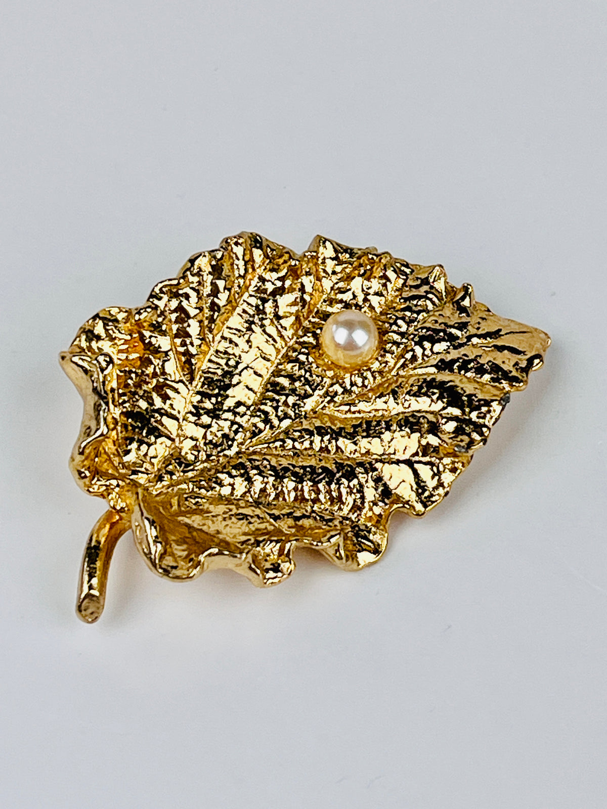 Vintage Gold-Plated Leaf Brooch with Genuine Pearl