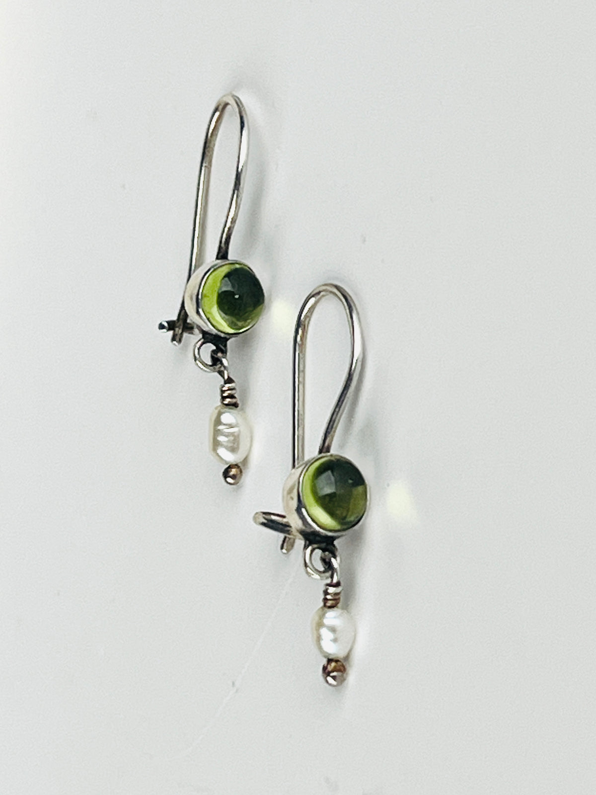 Vintage Sterling Peridot & Pearl Earrings