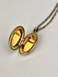 Vintage 14k Gold-Filled Engraved Floral Locket