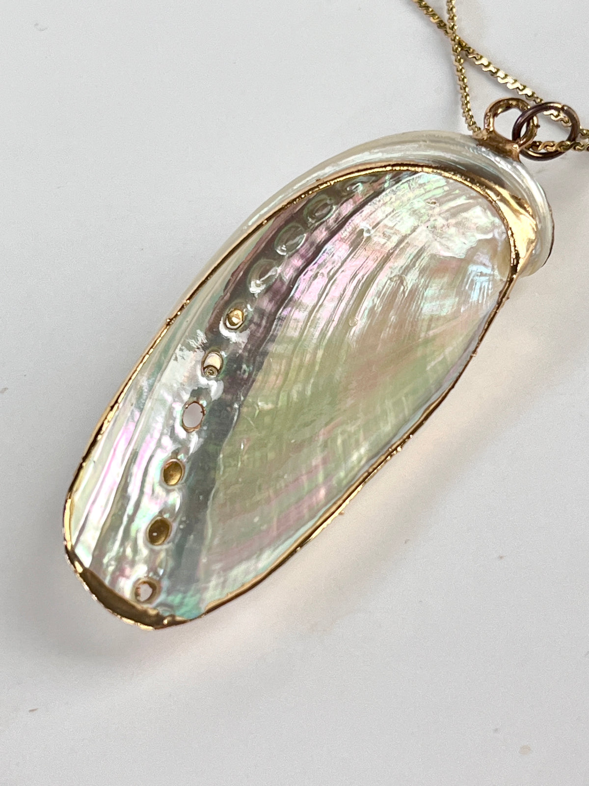 Vintage Gold-Plated Shell Necklace