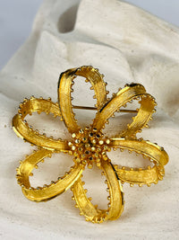 Vintage Gold Tone Floral Brooch
