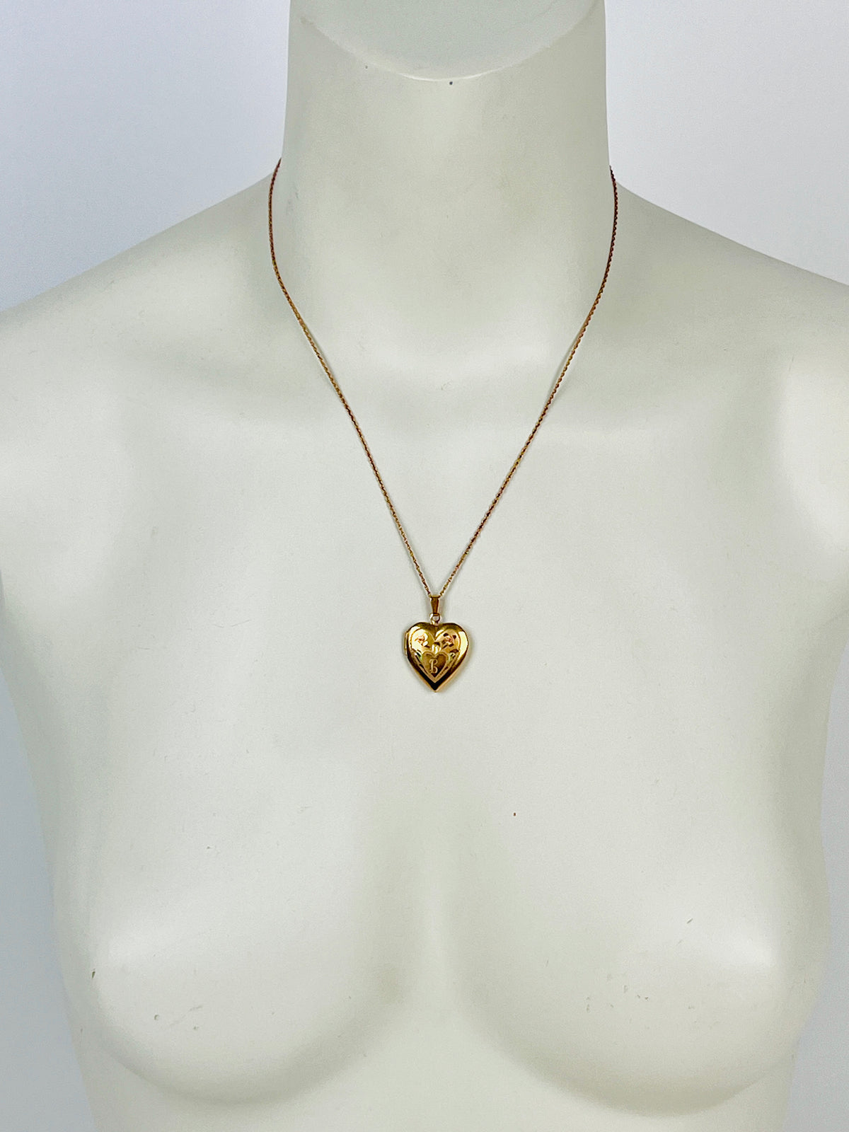 Vintage 14k Gold-Filled Engraved “Leslie” and “L” Monogram Locket