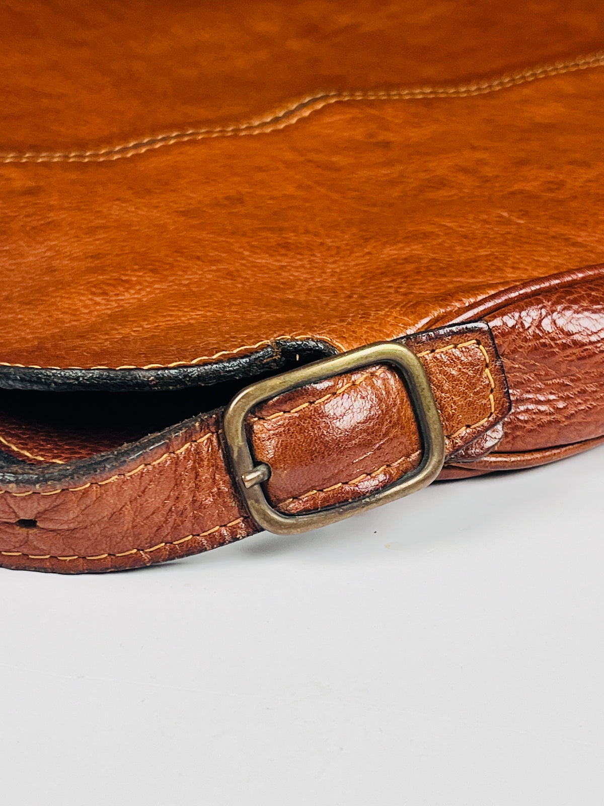 Vintage Tobacco Brown Leather Bag