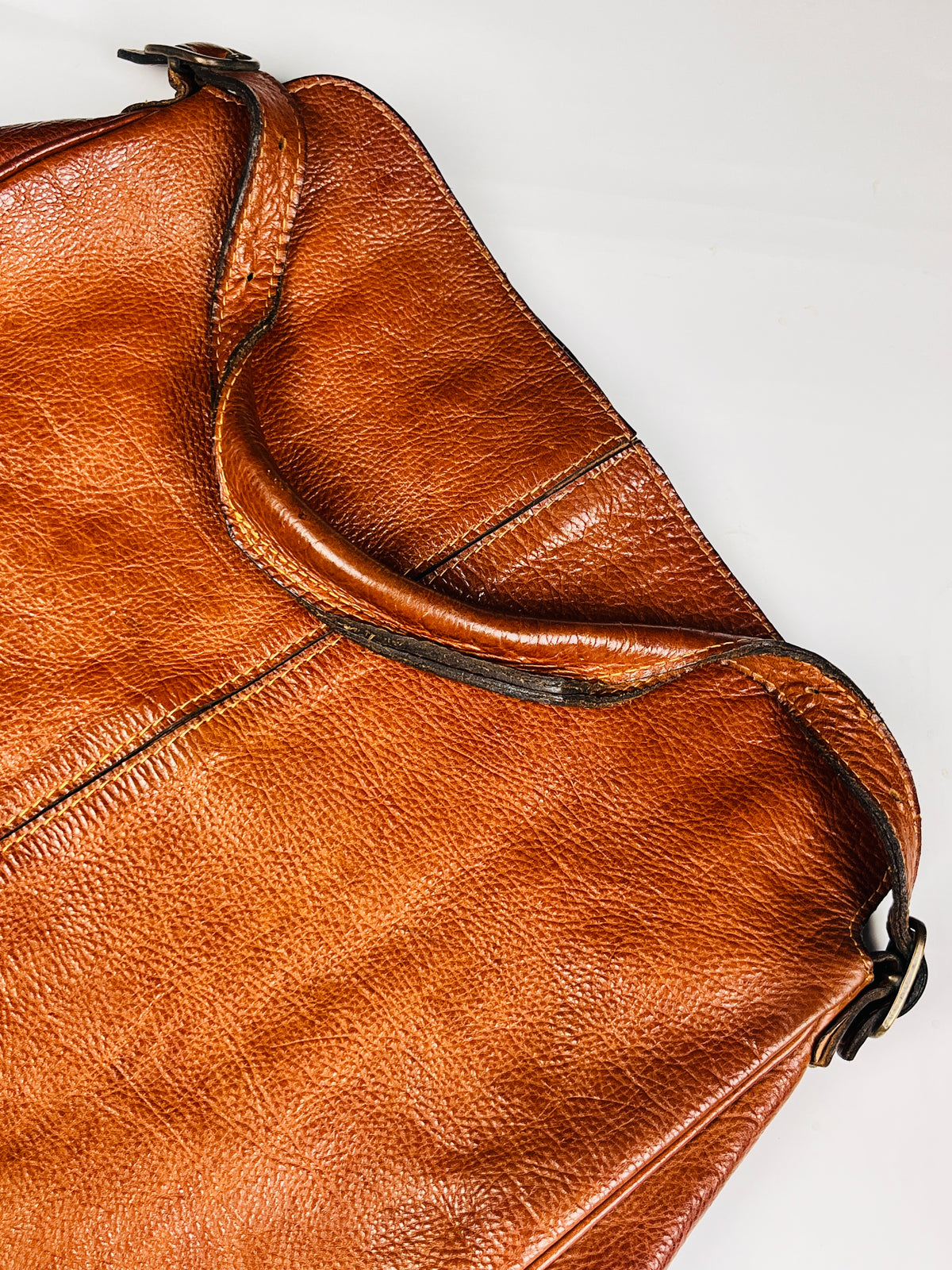 Vintage Tobacco Brown Leather Bag