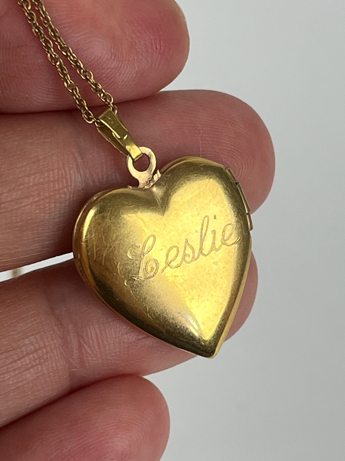 Vintage 14k Gold-Filled Engraved “Leslie” and “L” Monogram Locket