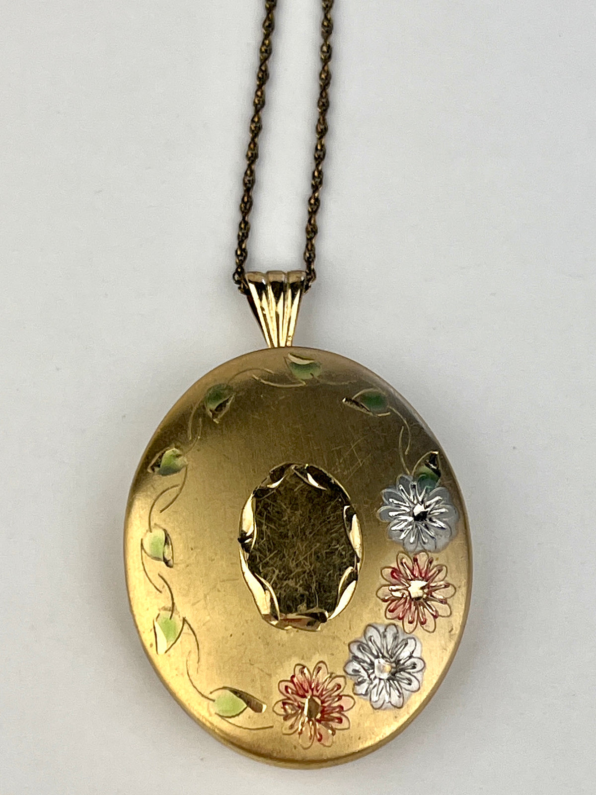Vintage 14k Gold-Filled Engraved Floral Locket