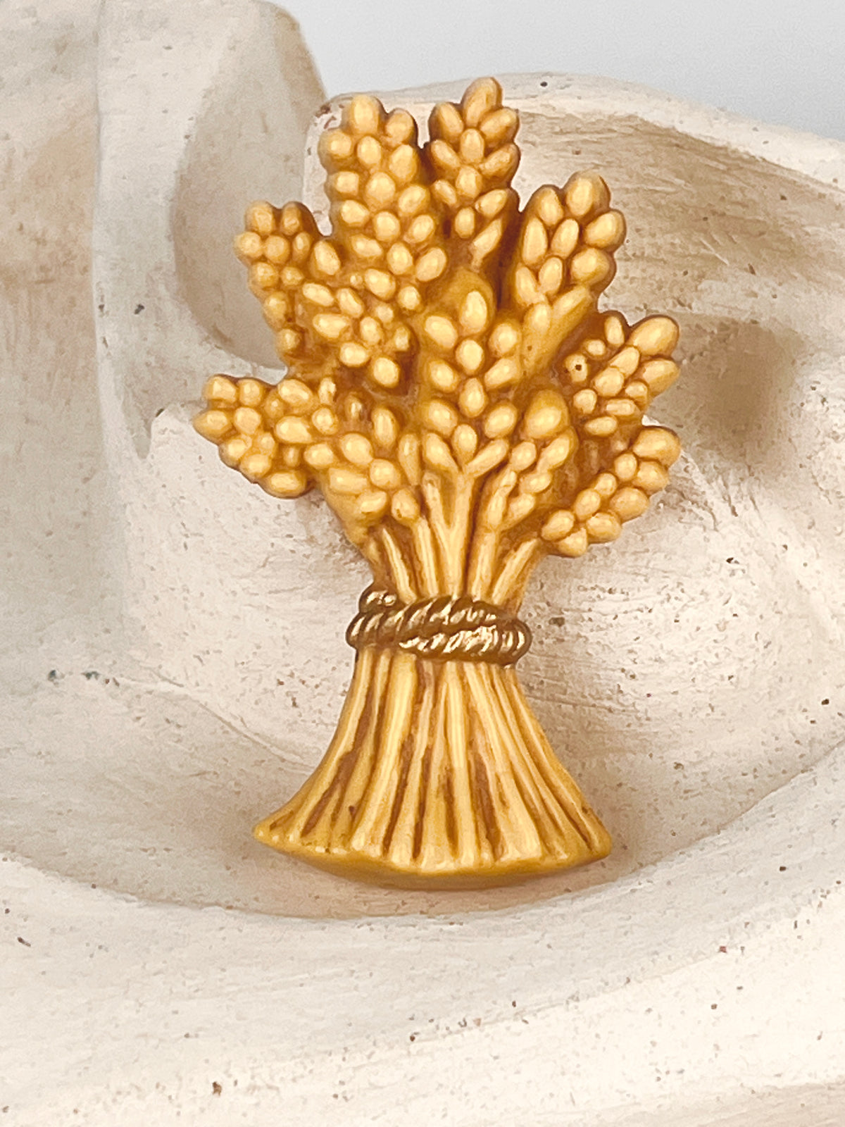 Vintage Bakelite Brooch