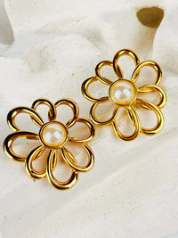 Vintage Faux Pearl Flower Earrings