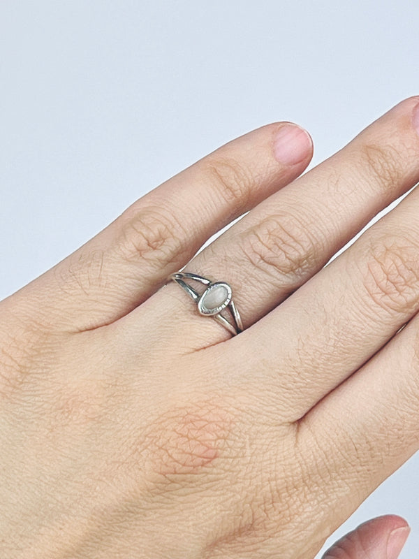 Sterling Mother of Pearl Ring