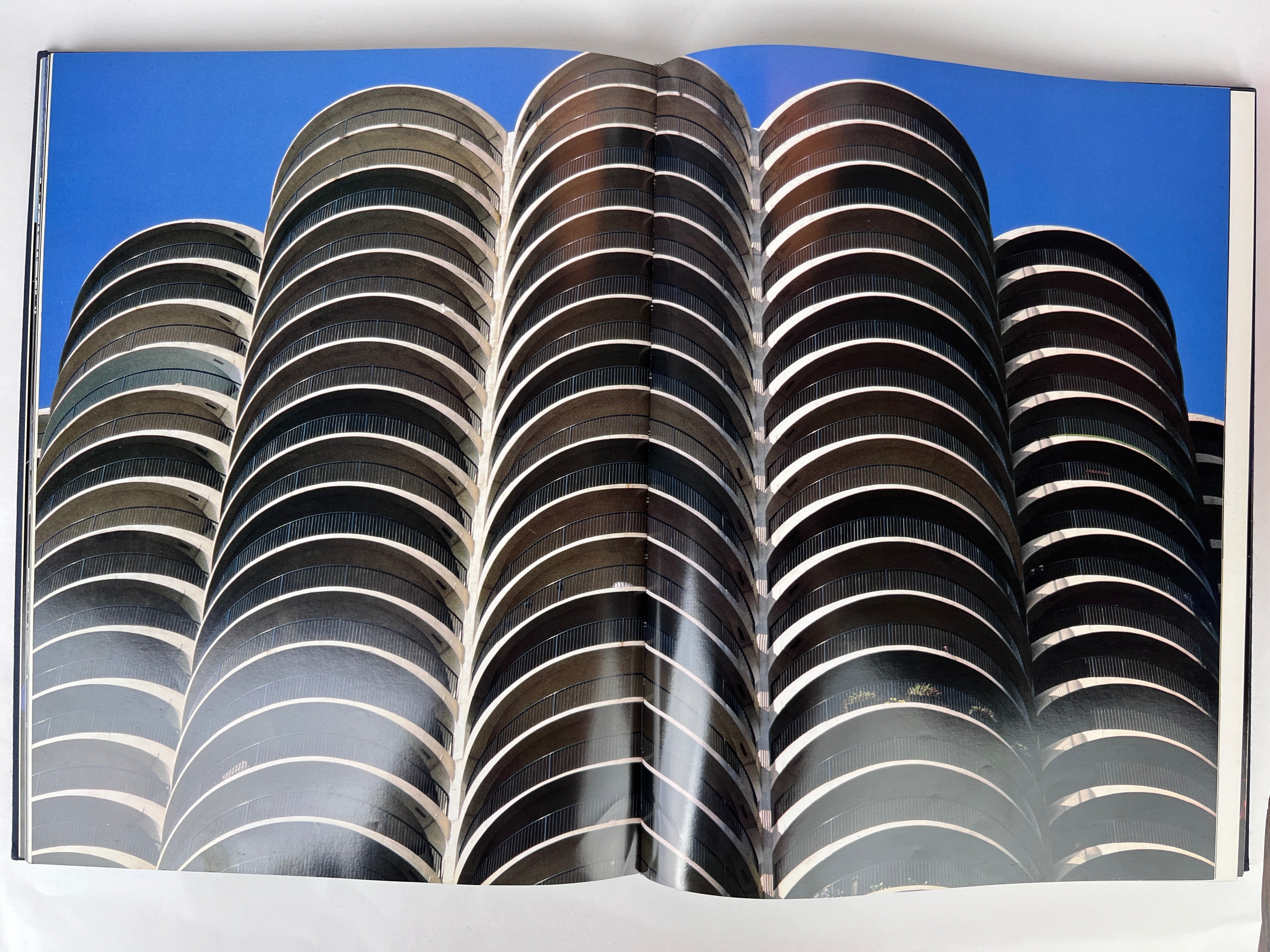 Chicago: Photographs by Santi Visalli – Dovetail