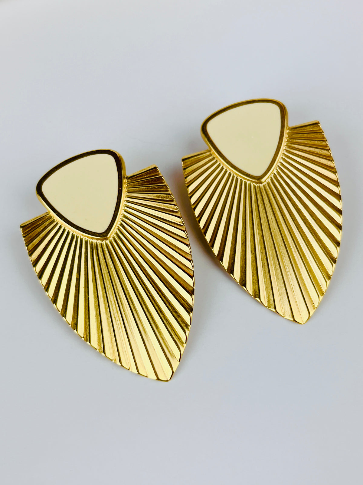 Vintage Enameled Fan Earrings