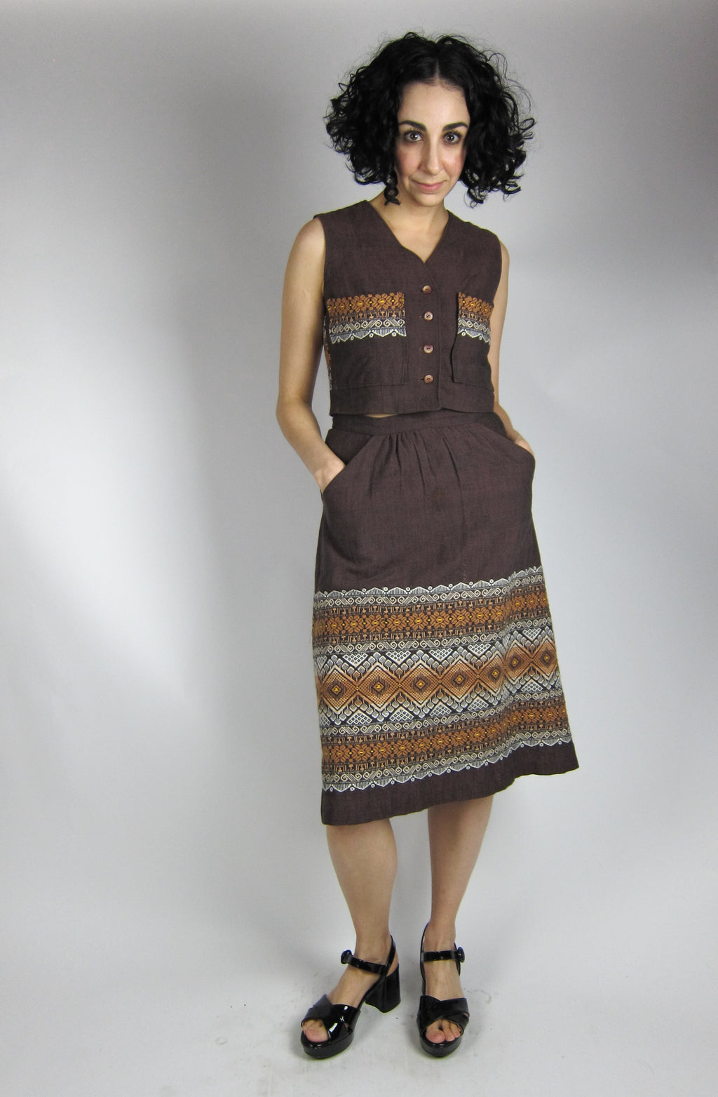Vintage Embroidered 2-Piece Set