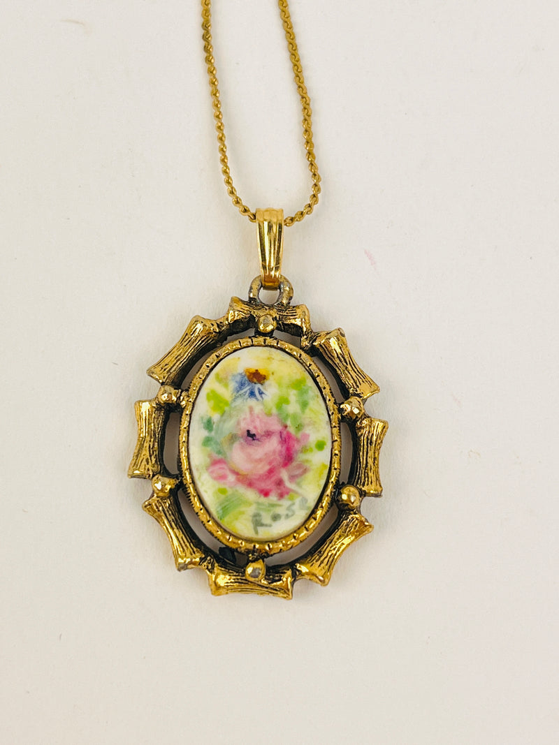 Vintage Floral Pendant Necklace