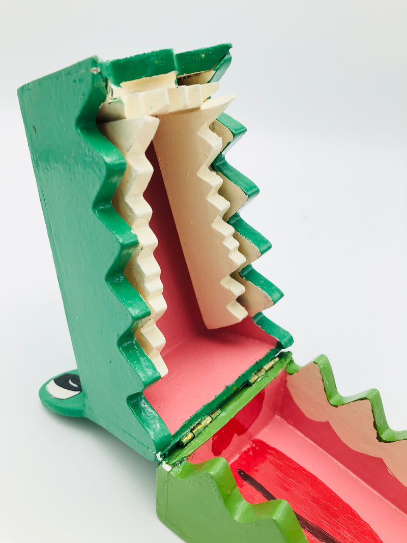 Wood Alligator Box—with TEETH!