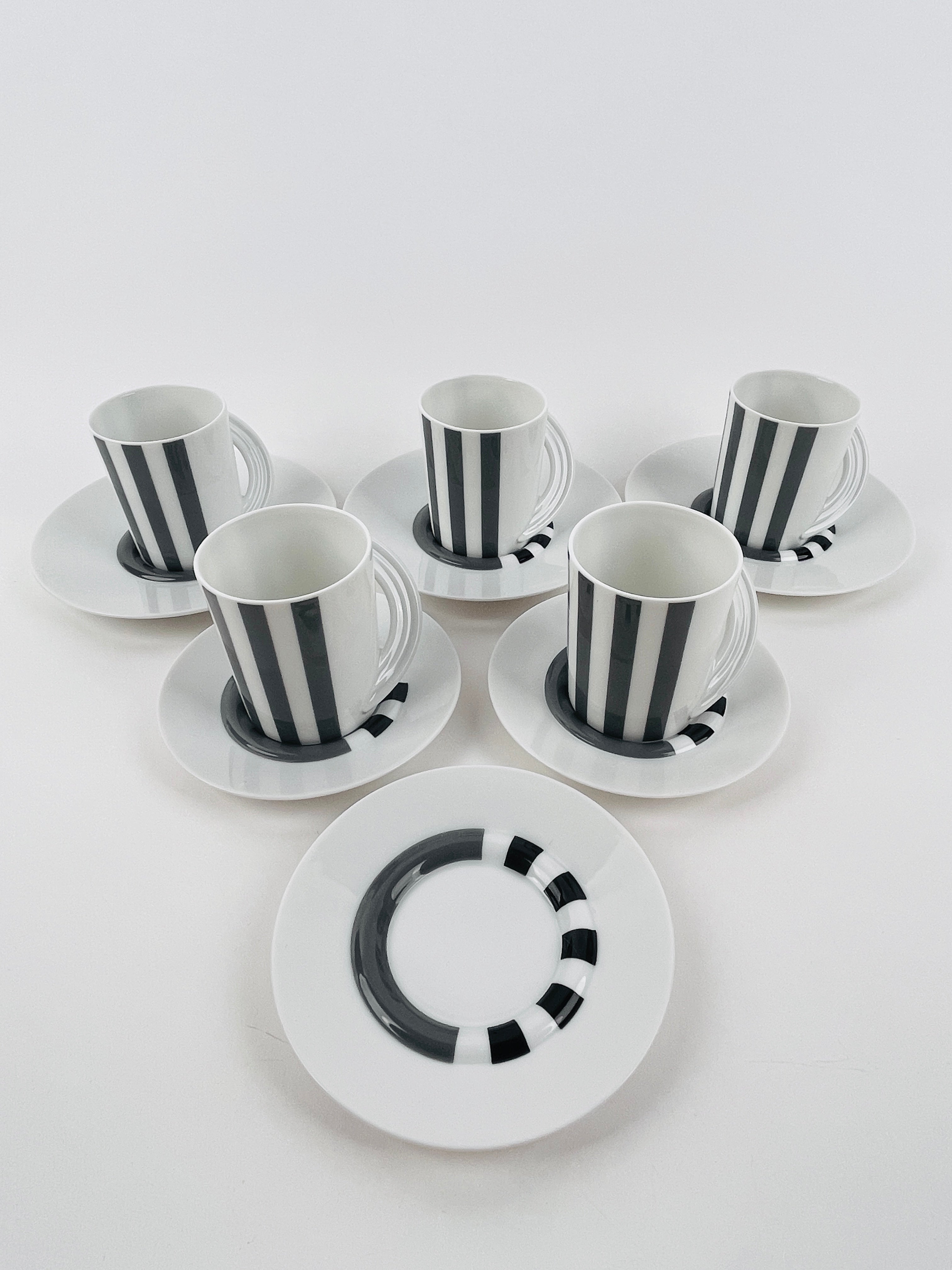 Postmodern Cupola Strada Cups & Saucers by Mario Bellini for