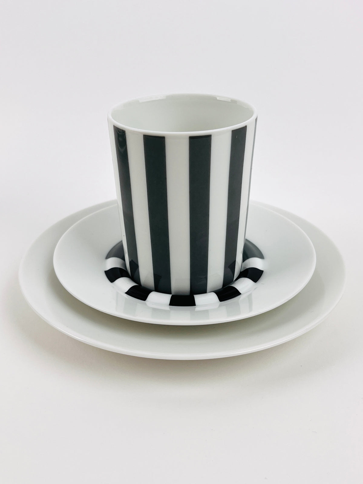 Postmodern Cupola Strada Cups & Saucers by Mario Bellini for Rosenthal Studio Line