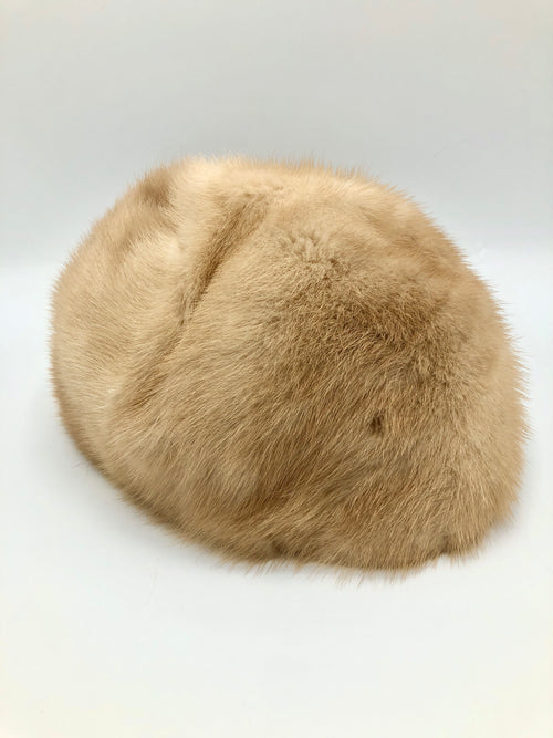 Vintage Blonde Mink Fur Hat – Dovetail display picture 1