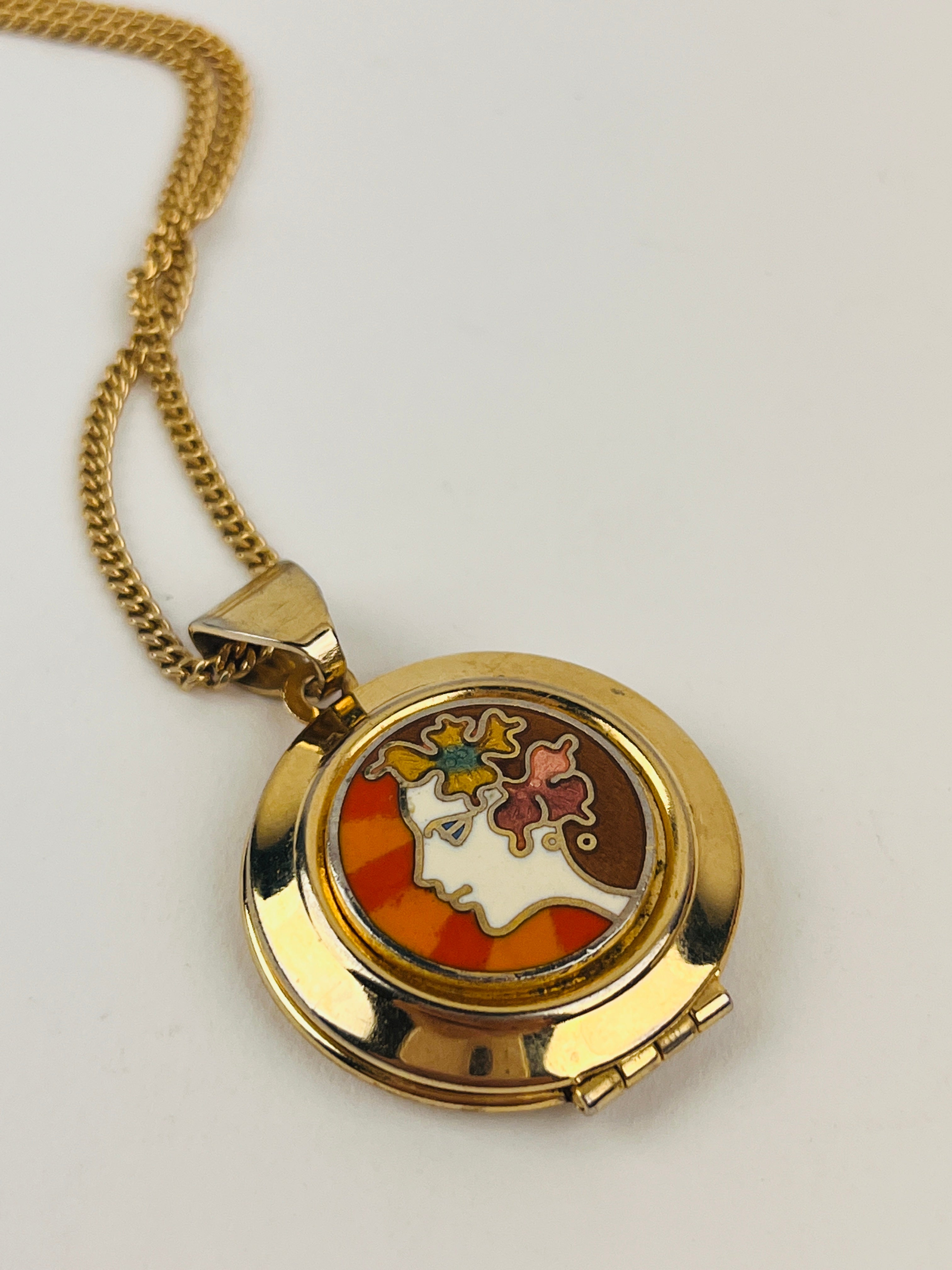 Coral Cameo Photo Locket Necklace Gold Plated 18