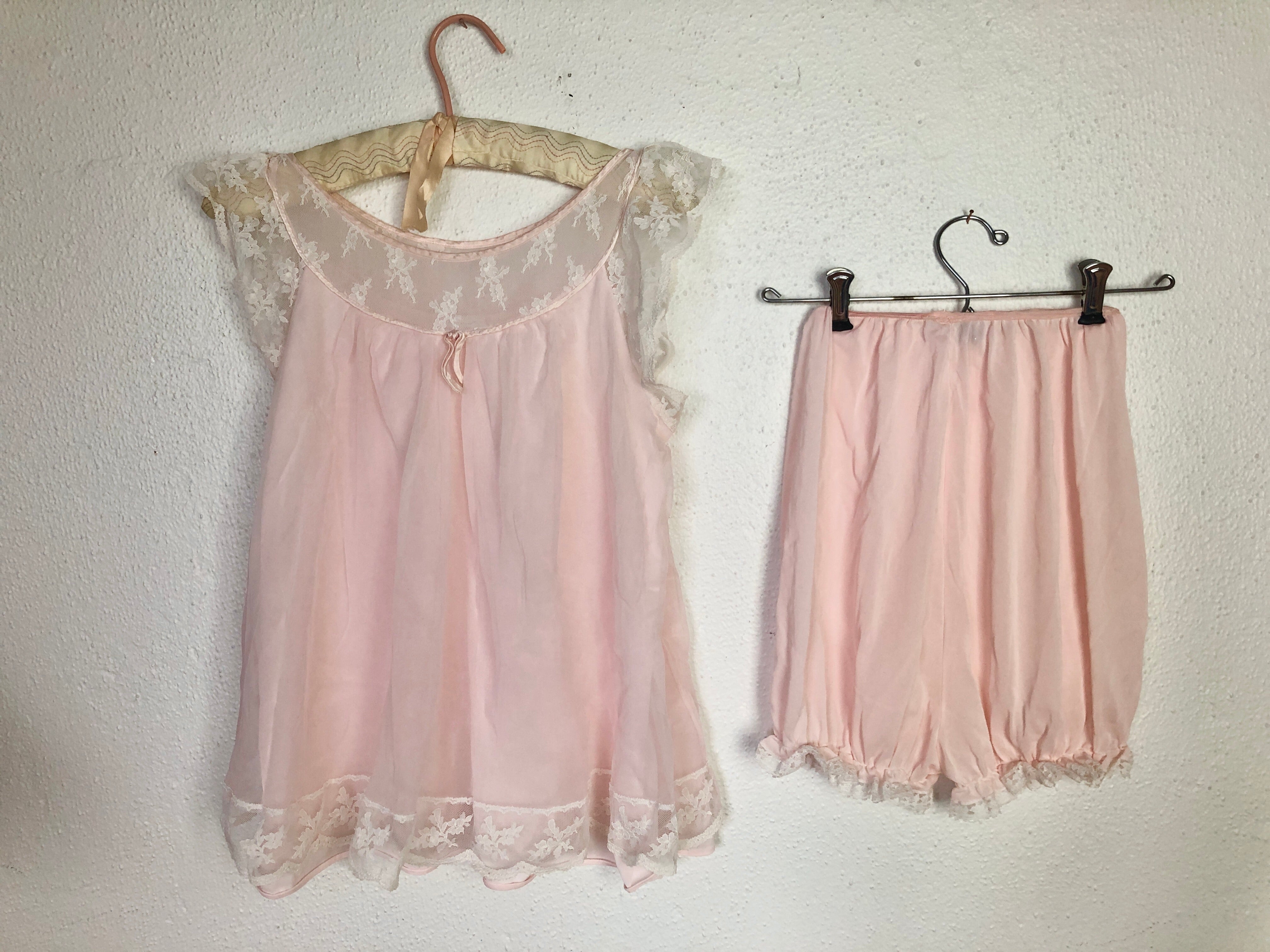 Vintage 1960s Pink Lace Nightie Set – Dovetail