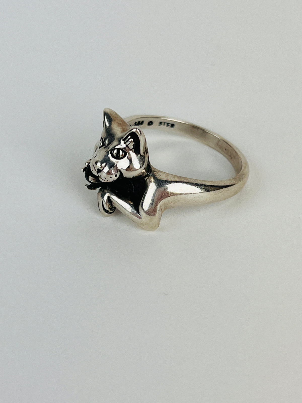 Vintage Sterling Cat Ring