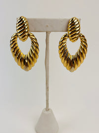 Vintage Gold Tone Earrings