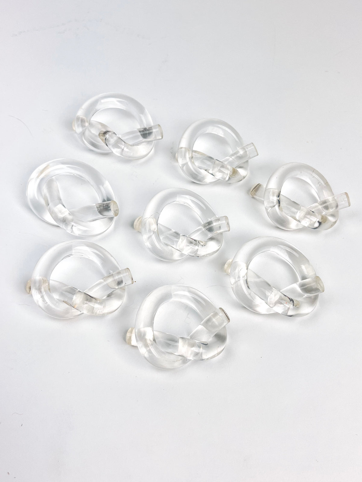Lucite Knot Napkin Rings, Attributed to Dorothy Thorpe - 8pc
