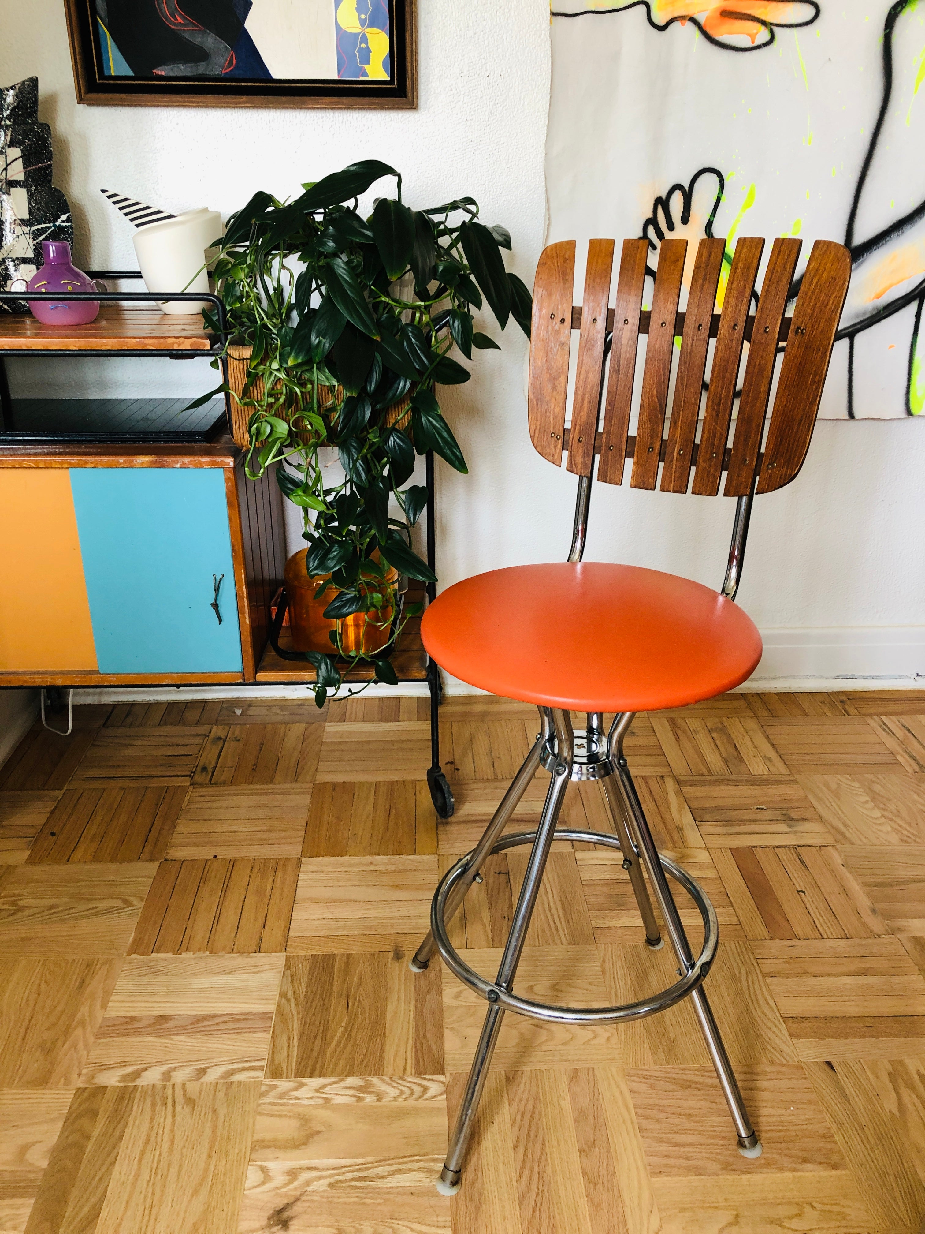 Slatted Wood Mid-Century Modern Stool – Dovetail