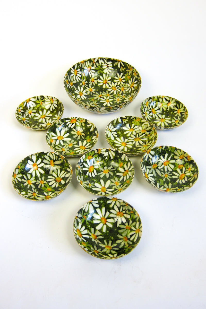 Vintage Fiberglass Daisy Bowl Set