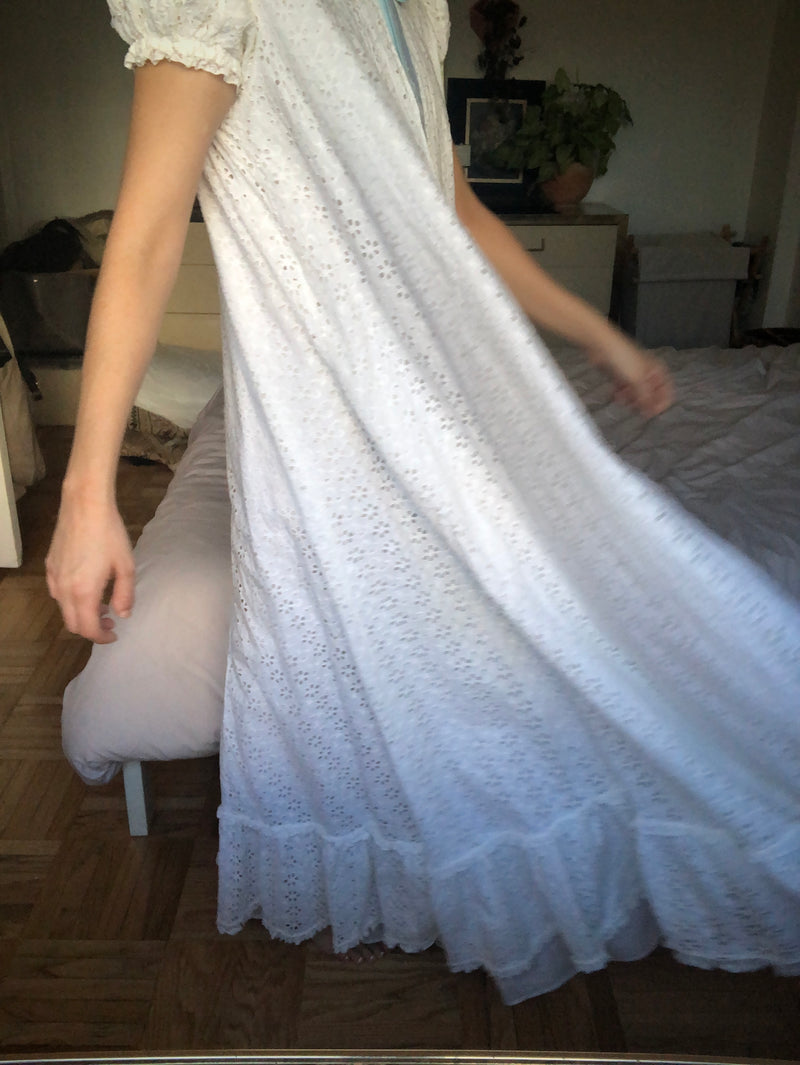 Vintage Cotton Lace Eyelet Robe
